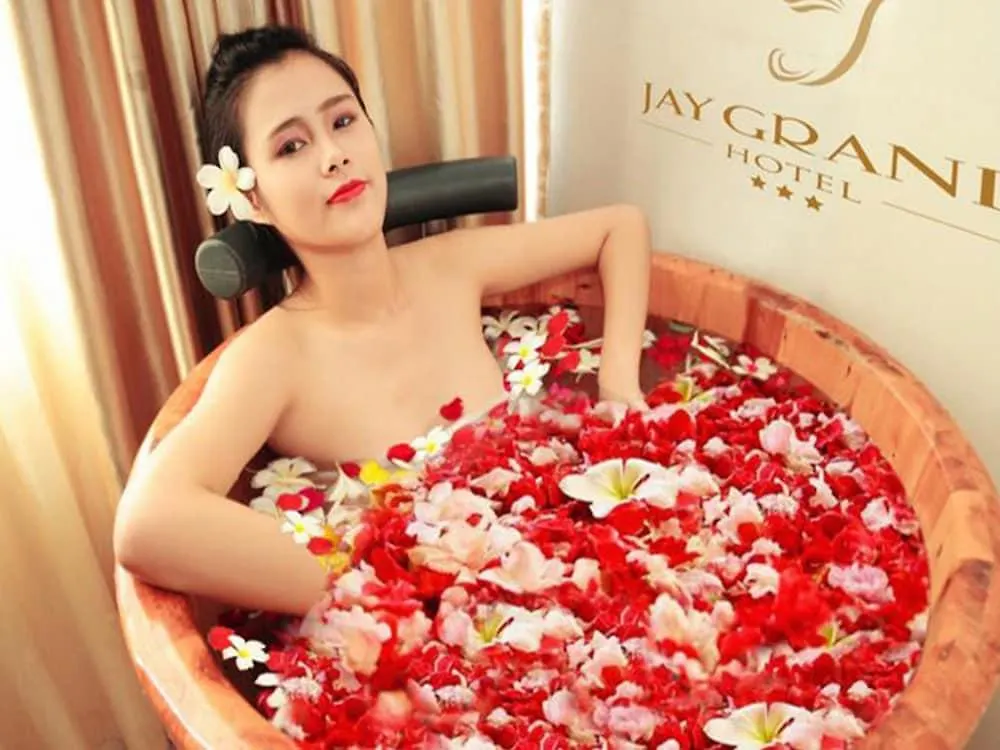 Jay Grand Hotel Danang 3*,